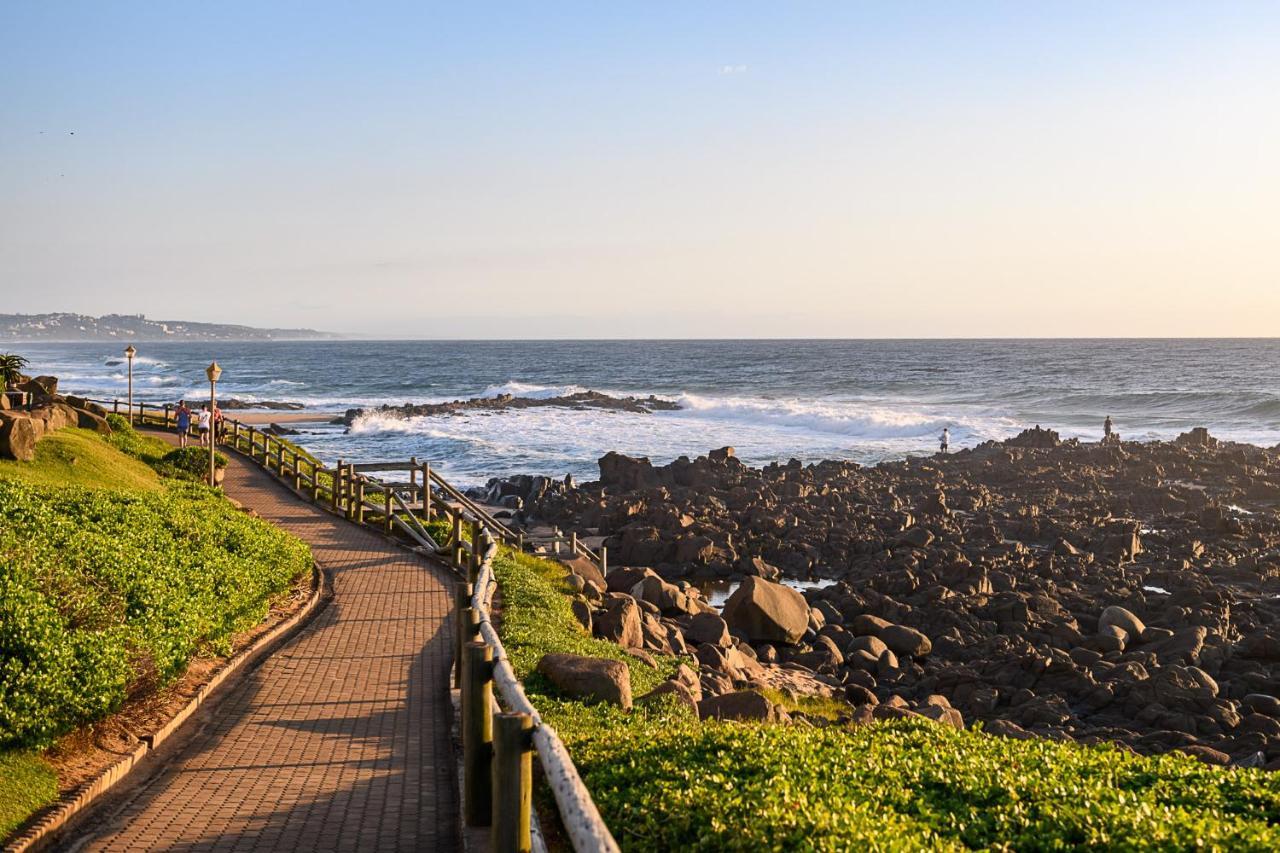 Le Paradis, Self-Catering Beachfront Apartments Ballito Buitenkant foto